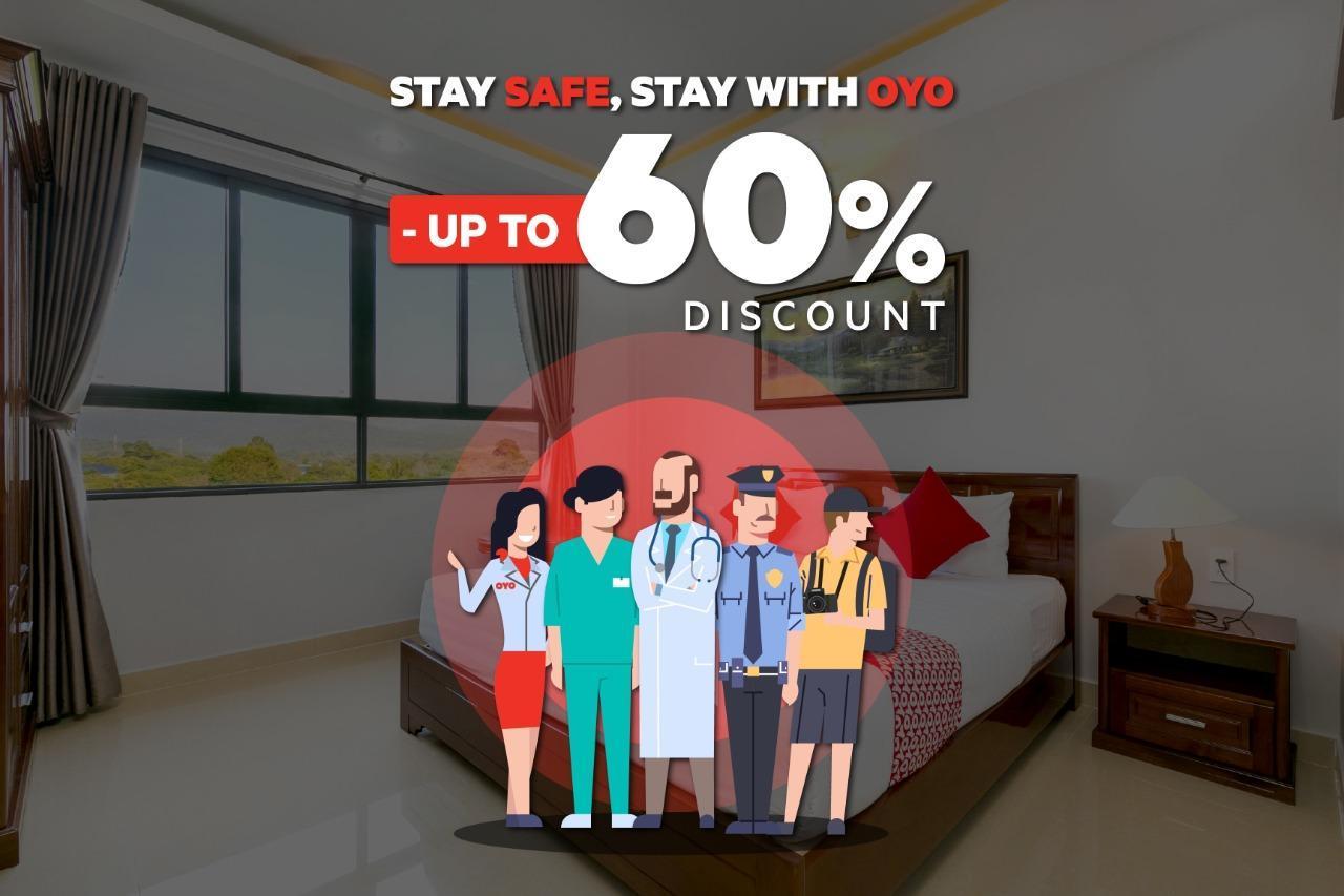 Oyo 741 Hotel Labuhan Raya Medan Buitenkant foto